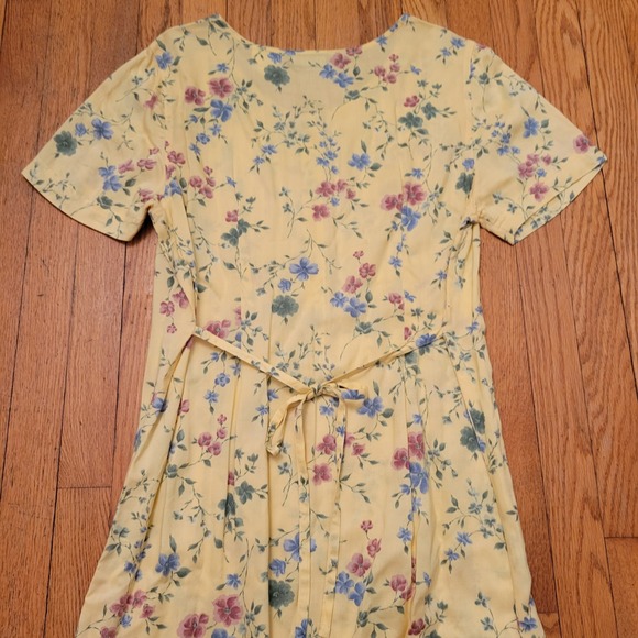 Erika M Yellow Floral Dainty Ditzy Print Cottage Prairie Dress Button Front Chic - Picture 9 of 10